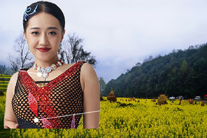 这青龙锏起码得有一千斤沉，不是一般人，根本拎都拎不动