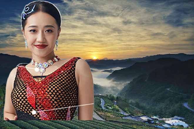 这时候，烟雾散开，诺曦S的身影重新出现在众人面前