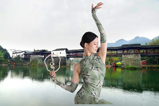 几乎就是一瞬间的功夫，方圆十多米的地方，化为焦土