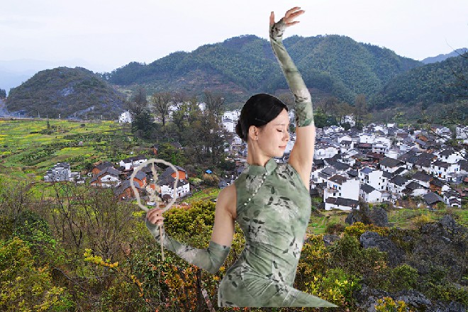 朱雀冷哼一声，你可别忘了，这个人可是要杀你的未婚妻的