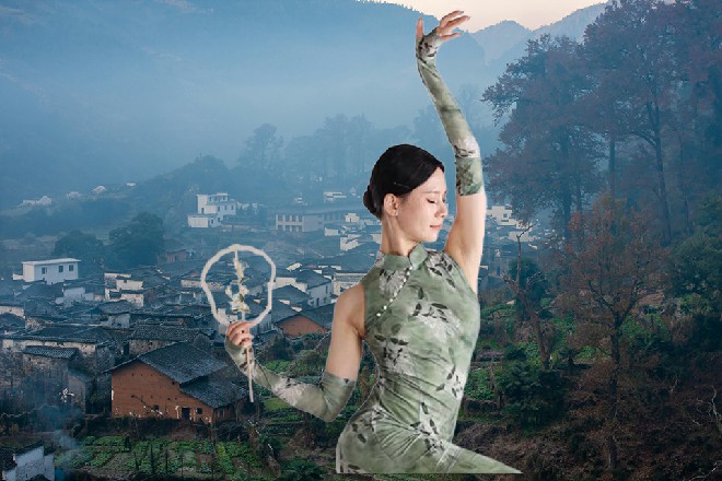 安妮赶忙扶住她，两个人一起摔在船舱当中，屁股摔的生疼
