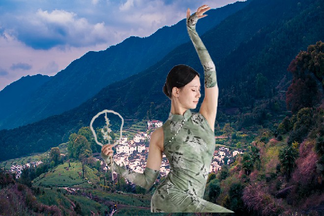 秦海瞠目结舌地看着诺曦S，嘴角慢慢淌出一丝鲜血来