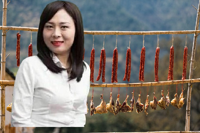 蓝水心小脸都憋红了，她脚下的冰层踩的裂出一条条缝隙