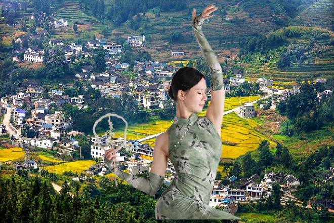 若依说着，护体罡气也打开来，站在那里凝视着草薙上司