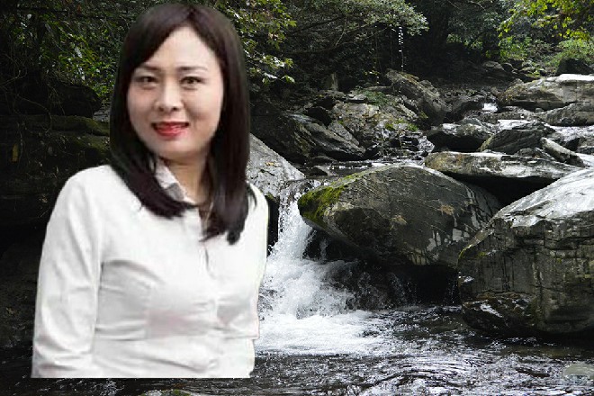 若依继续钓鱼，而300号智商明显不高，急匆匆咬钩