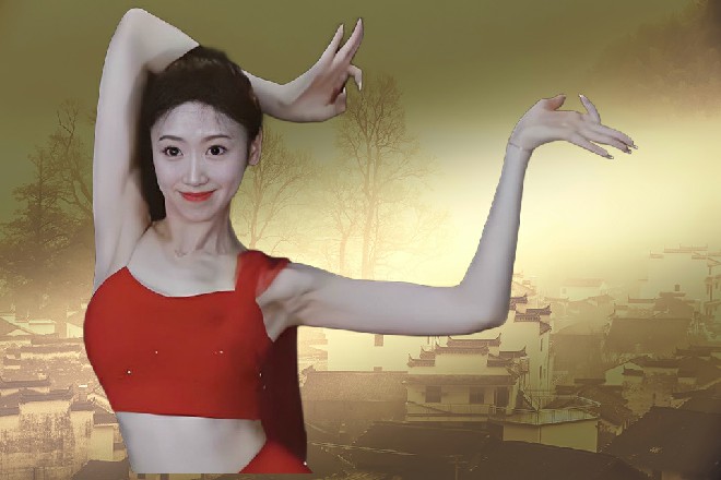 阿婆对红色妖姬更加鄙视了，小伙子，出来玩不看旅游指南的呀