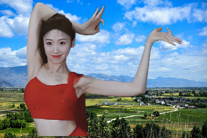 胖长老狠狠瞪了鲁娜一眼，她哥哥鲁克也赶忙把她拉了回来