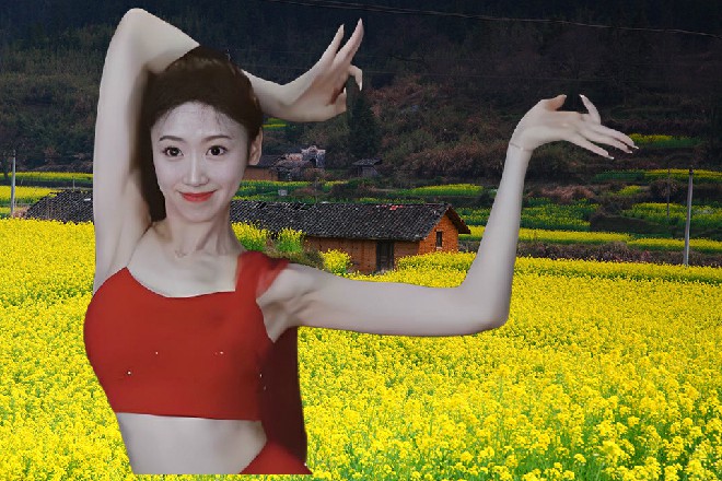罗莉撇撇嘴，只有拥有过这些的人，才有资格说这样的话