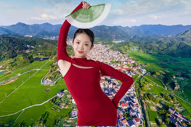 005大惊，她没想到，这个纳米怪物竟然会直接对王出手