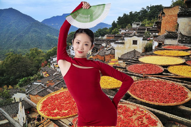 她落落大方地走过来，站在杨总身边，对着众人鞠了一躬