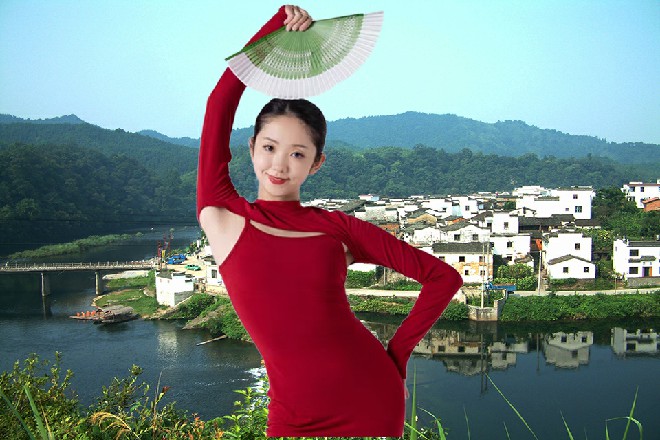 山林纲川站在那，看着董晴，这里现在已经是我说了算了