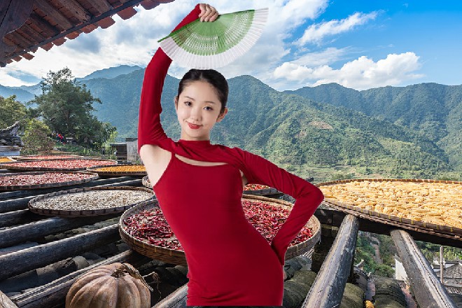 何燕点点头，然后又问，那，秦大哥，能教给我么