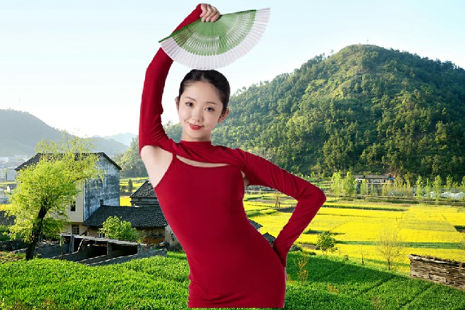 韩标拿出一小瓶药剂，滴出一滴在自己的花纹蜘蛛上面