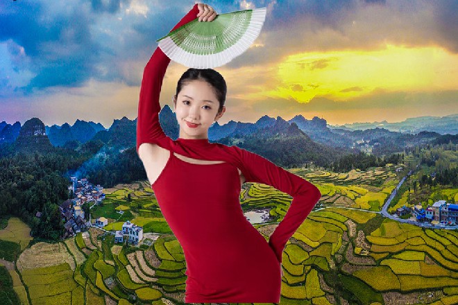 天道说道：当年摧毁了这个世界的，就是我的灭世之剑