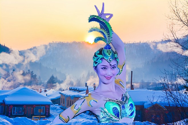 一个黑瘦的身影从旁边的墓碑后跳了出来，落在了墓碑顶上