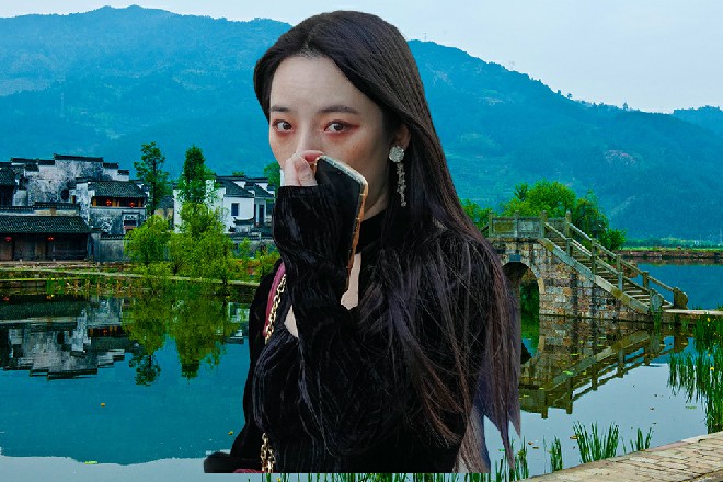 青梅完全愣住了，这种实力，恐怕，比冷优优还要强悍吧，