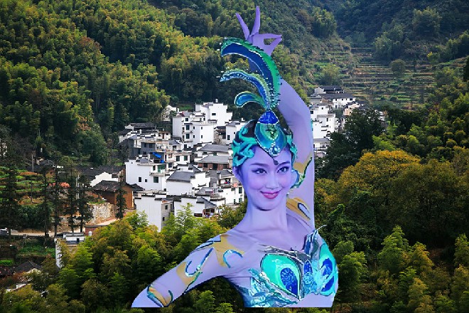 苏曼s抱紧了惠子，用自己的真气裹住两个人，减轻她的压力