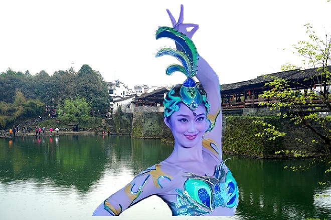 朱雀看到自己的这么多剪刀都没能生效，顿时有些生气起来