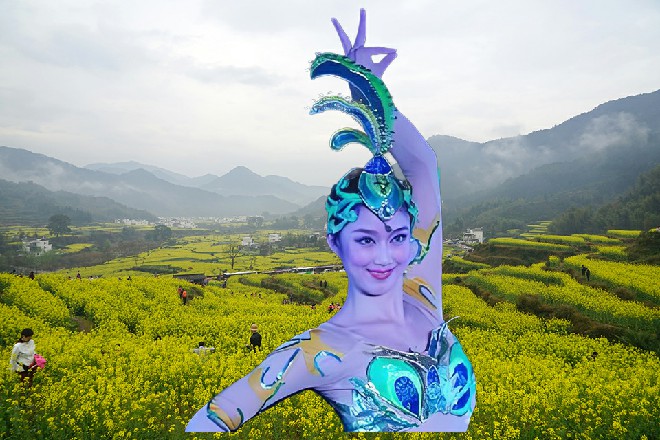 就在两个人准备吵架的时候，人类联军那边忽然热闹了起来