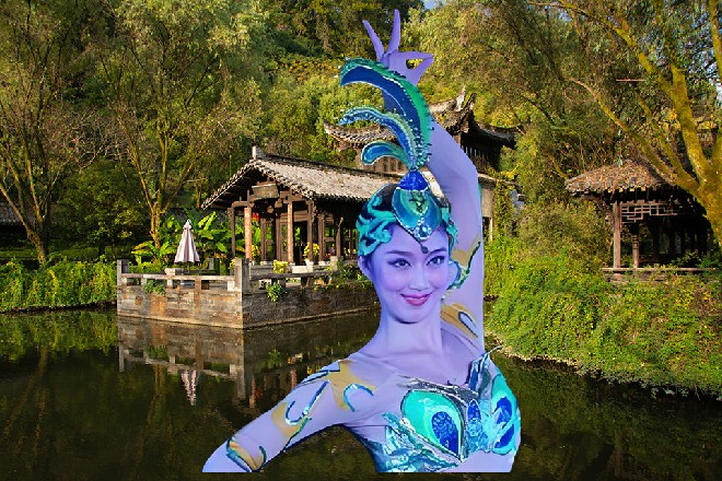 风花影笑眯眯地说道，声音温柔，就像是一个邻家大姐一样