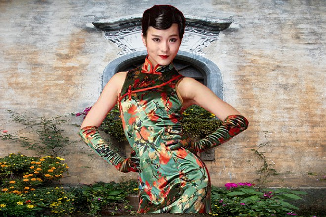 男子疑惑地看着面前这个俏生生的小美女，对她陌生的很