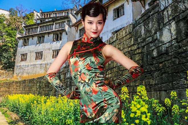 荷娜倒是很大方地点点头，伊轩立刻问出了心中的疑惑