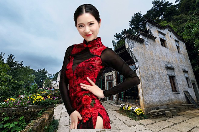 奥拉说着，伸出手来，而金发男子的手跟他握在了一起