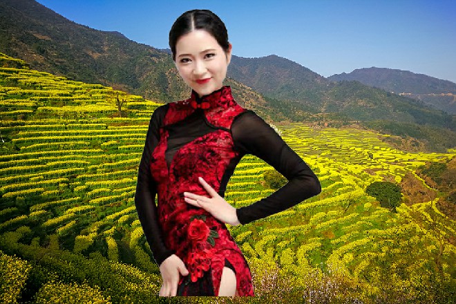 这是传音入密，是武痴以上级别的高手才能施展的招式