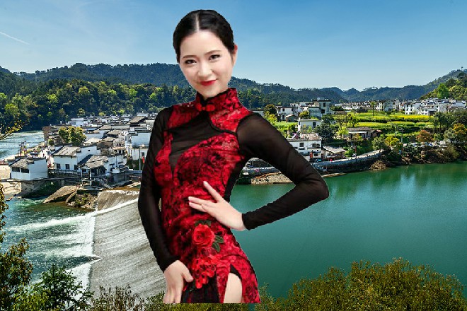 长官这才敢推门而进，里面一个男子正盘腿坐在半空