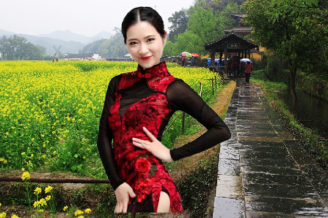 老板虽然嘴巴上这么说，但还是把钱顺手揣进了兜里