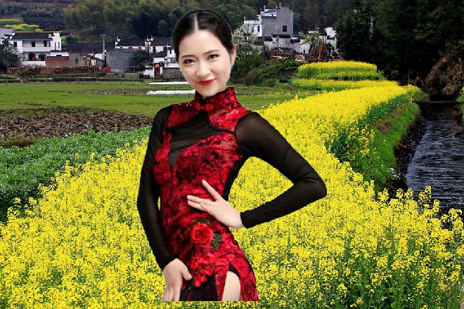 红色妖姬冷冰冰地问道：就在前一秒，你们还想着怎么处死我