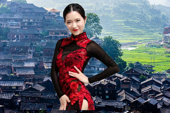 伊轩自然不会跟一个女孩子过不去，只是笑着问了一句