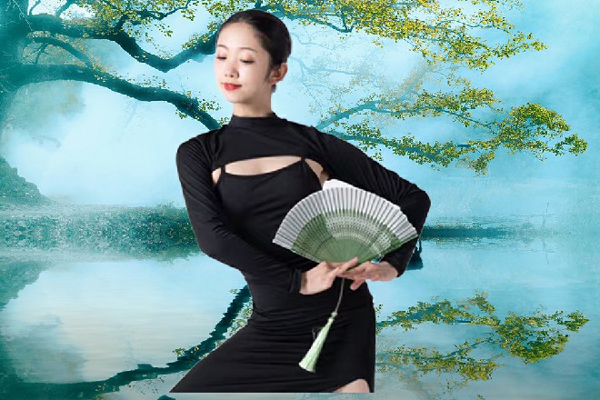 其中一个为首的十翼神族，乃是大力之神，名为破天