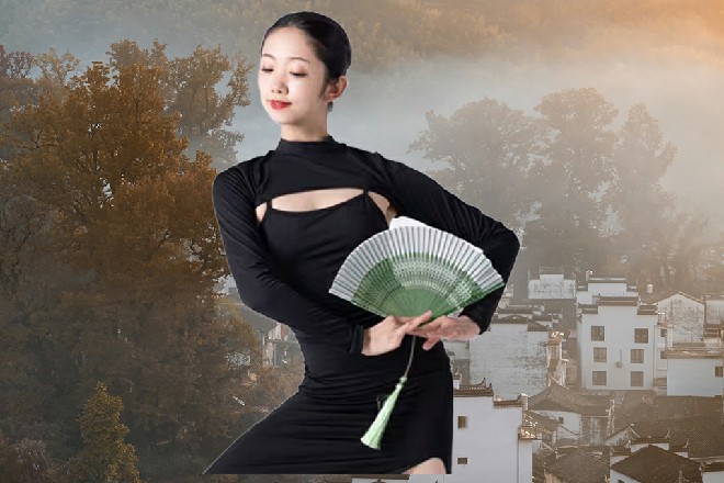 在这种事情上，伊轩可下不去嘴骗王玥，只好实话实说