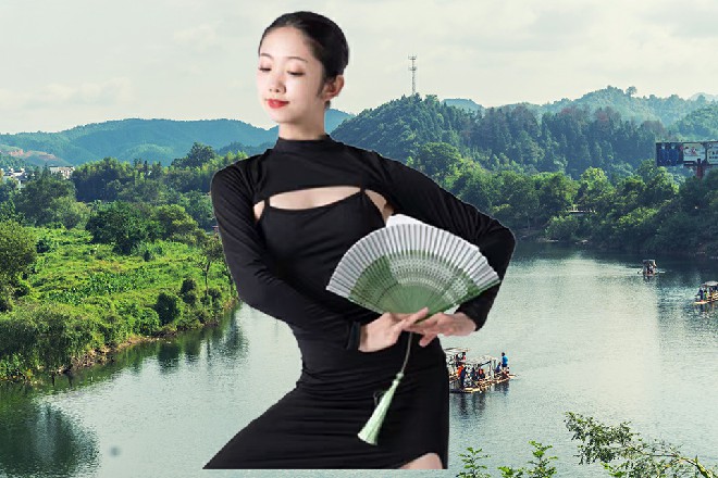 苏曼s一肚子的委屈，是我被你看光了好不好耍流氓也是你吧