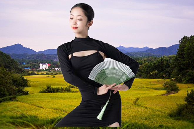 诺曦S和亚瑟王离开了罪人牢狱之后，他还有些闹不清
