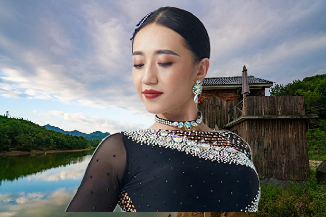 不过，为何现在完全看不出他是一个杀人狂魔的样子