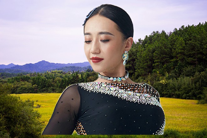 这种小把戏，就不要在我的面前施展了，太幼稚了不是么