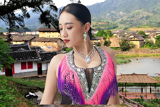 神族的士兵根本摸不到敌人的位置，只能盲目地寻找
