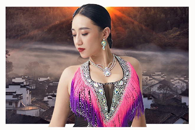 苏曼s多瞧了奇美拉两眼，这个怪物，竟然连这个都看穿了么