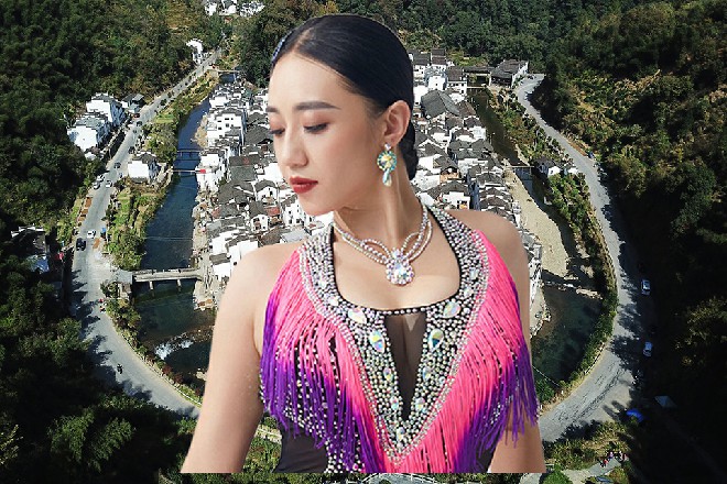 若依很无辜地说道：我的初吻就这样被你夺走了，怎么办
