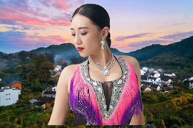 对付这种式神什么的，伊轩的超声波感知就没什么用了