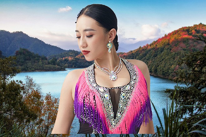 伯父，知道我一早上无聊，所以带两个人给我晨练是么