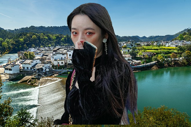 诺曦S挥舞大剑，把那剑音组成的四象圣兽给纷纷击碎