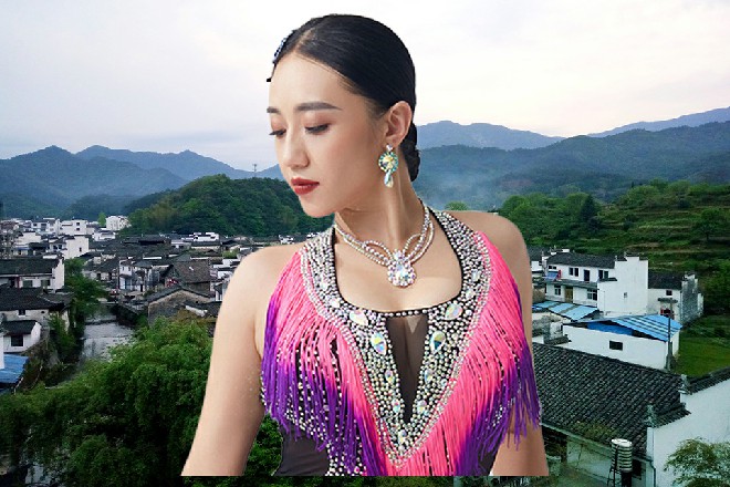 和富川不服气地说道：这种小案子，肯定能轻易地查出来
