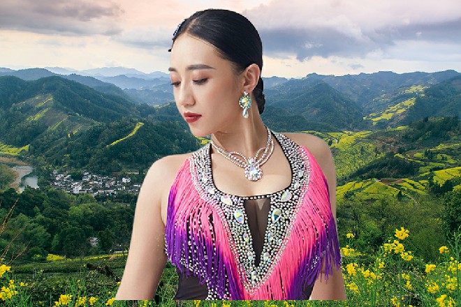 看来爱干净是女人的天性，不管什么情况下，都想要洗澡的