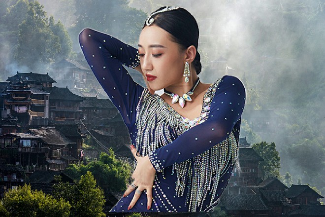 千娇阁的韩娇娇是个谨慎的女人，顿时忍不住开口问道