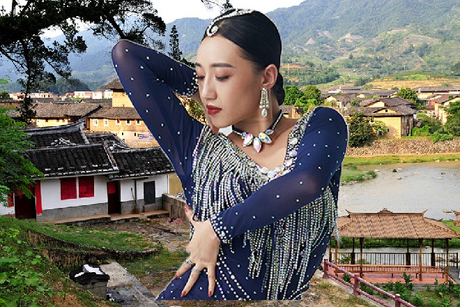 苗母立刻说道：家庭条件也不行，人品也不让我们满意