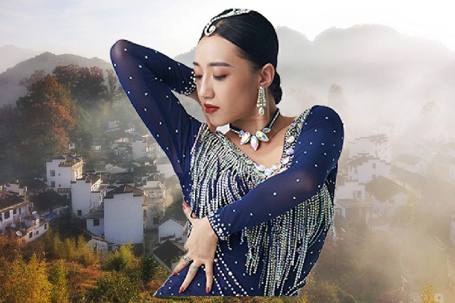 伊轩都无奈了，这个二笔女警察，就不能多长点脑子么