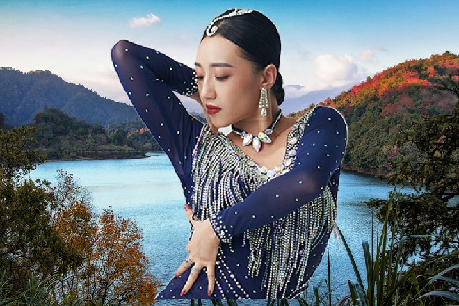 和一个女王谈恋爱，已经泪流满面了现在，是和两个
